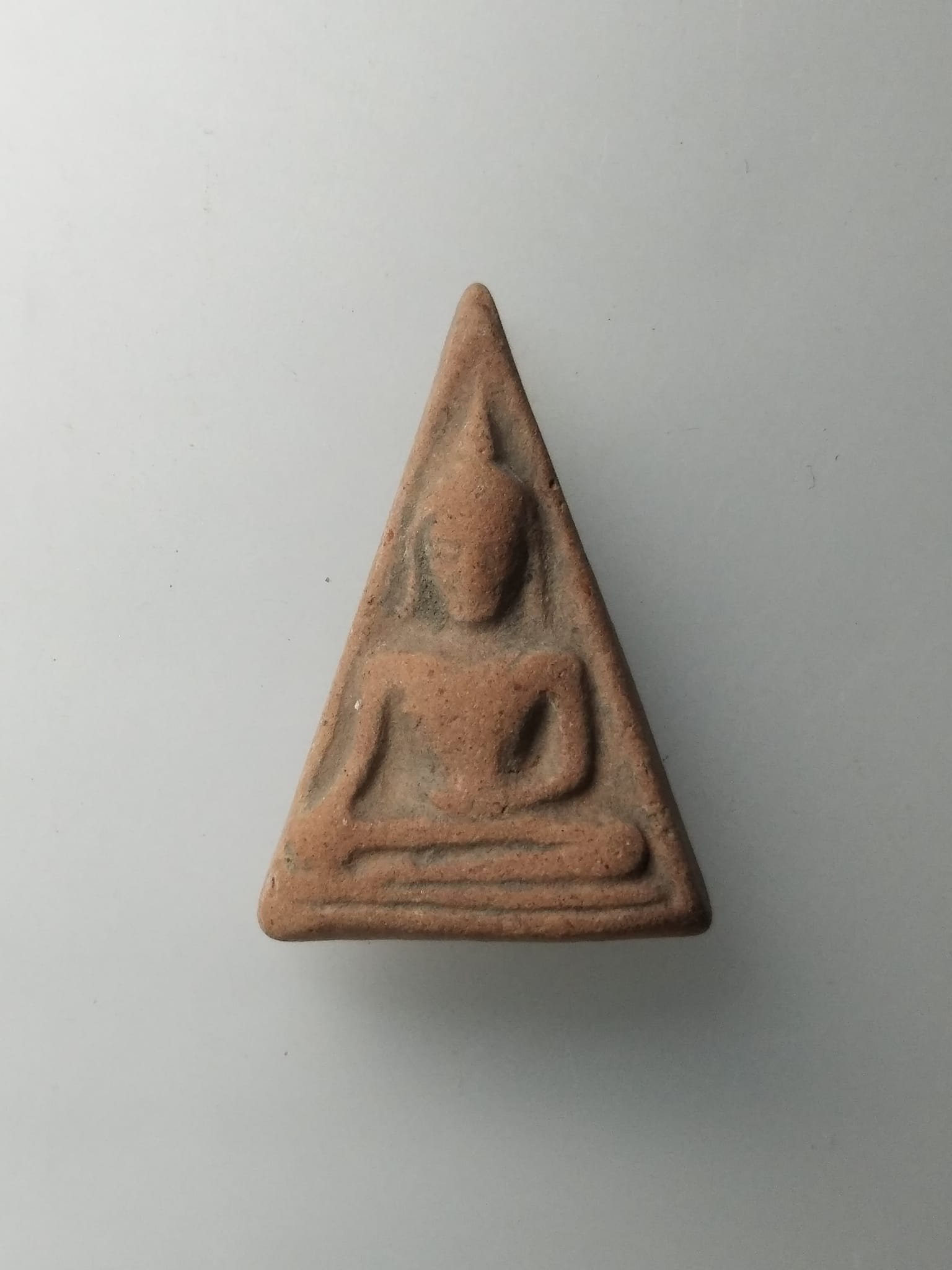 G833 พระนางพญาเนื้อดิน ไม่ทราบที่