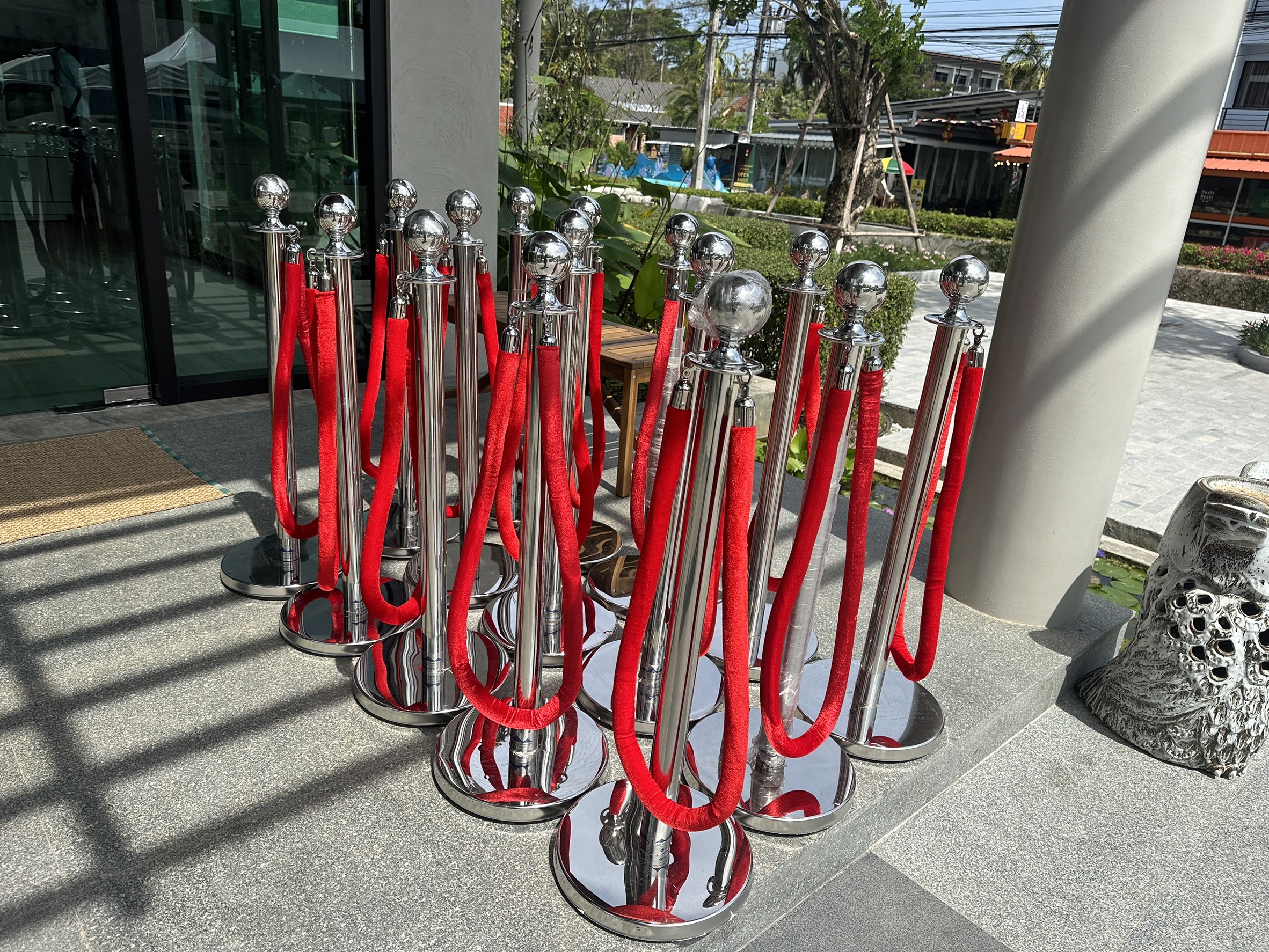 เสากั้นทางเดิน / เสากั้นบริเขต