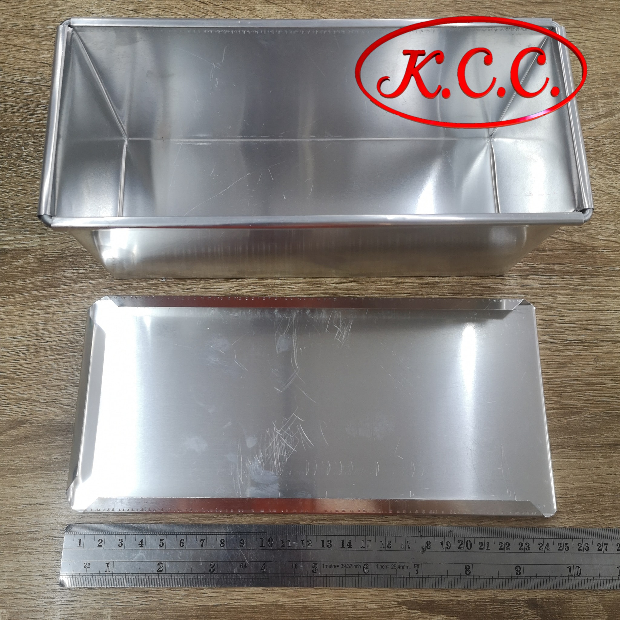 KCC พิมพ์ ขนมปัง พิมพ์ แซนวิช อลูมิเนียม + ฝา ขนาด 9 นิ้ว