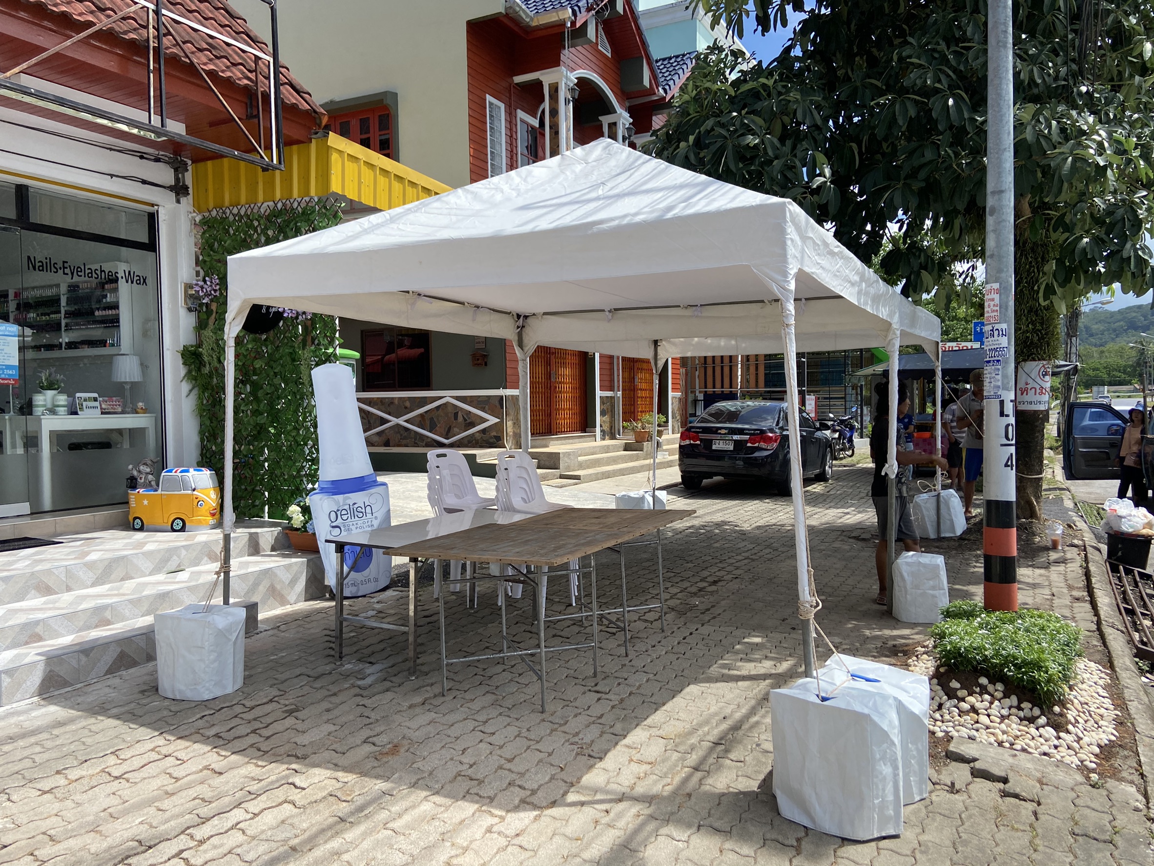 เต็นท์เช่าขนาดกว้าง3ยาว3เมตร(3x3) ทรงปิรามิดสีขาวเหมาะสำหรับงานจัดงานทุกประเภท