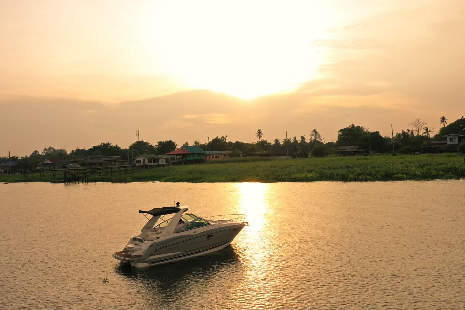 🚤💦 เรือสปอร์ตคาบินหรู Monterey 275 ปี 2014