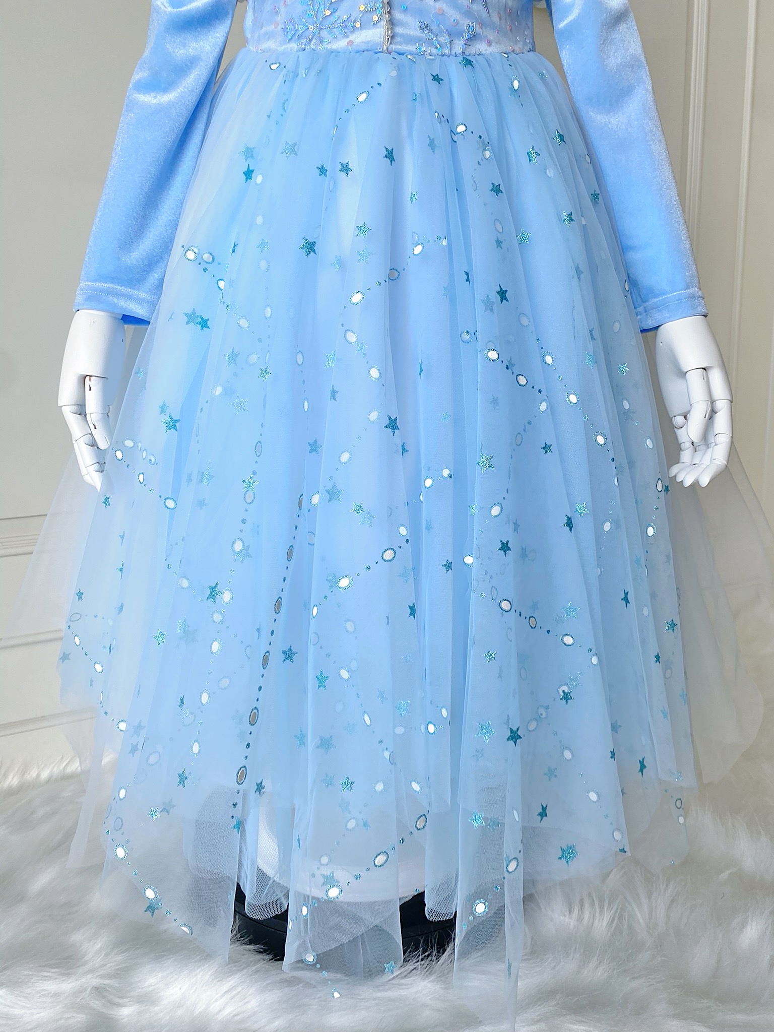 ชุดเจ้าหญิงซินเดอเรลล่า รุ่นคลาสสิค อกปักเลื่อม แขนตุ๊กตา