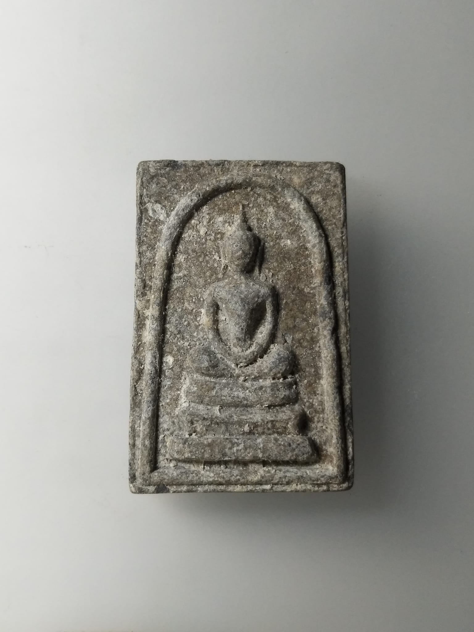 G596 พระสมเด็จหลังพระสิวลี หลวงพ่อกวย วัดโฆสิตาราม พิมพ์ใหญ่ เนื้อผงใบลาน ปี2515