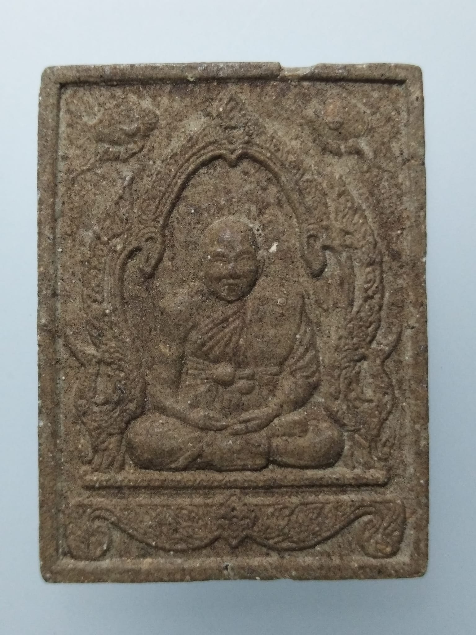 F078 พระผงชานหมาก หลวงปู่ทิม วัดพระขาว รุ่นทวีลาภ หลังยันต์เก้ายอด ปี 2549