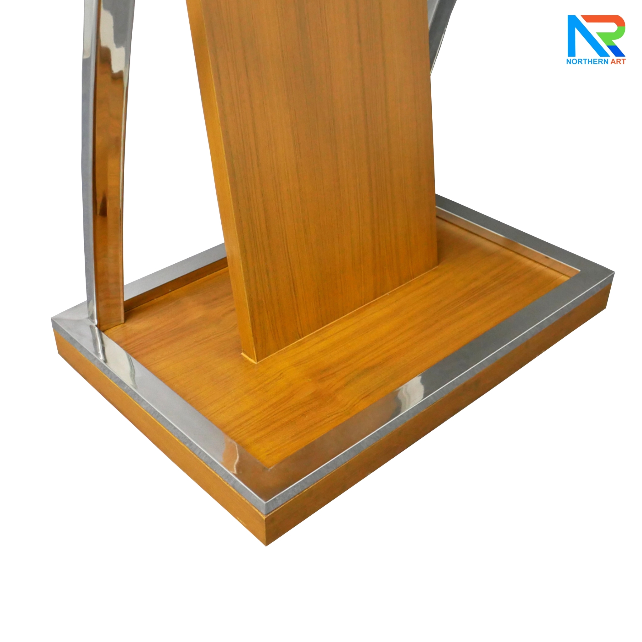 โพเดียมไม้ยืนคู่ Top หุ้มสแตนเลสยืนคู่ สีสัก ขนาด (W) 90x (L) 59 x (H) 120 cm. พร้อมตกแต่งเสาโค้งสแตนเลสเกรด304