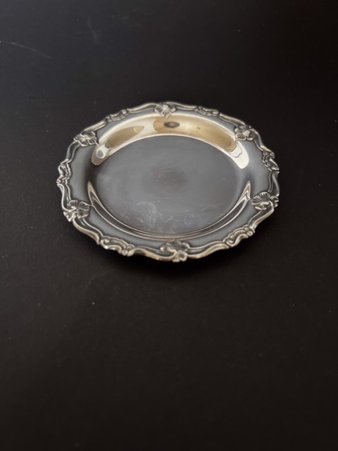ถาดรองแก้วลายดอกไม้ sliver plate #2. Denmark made.