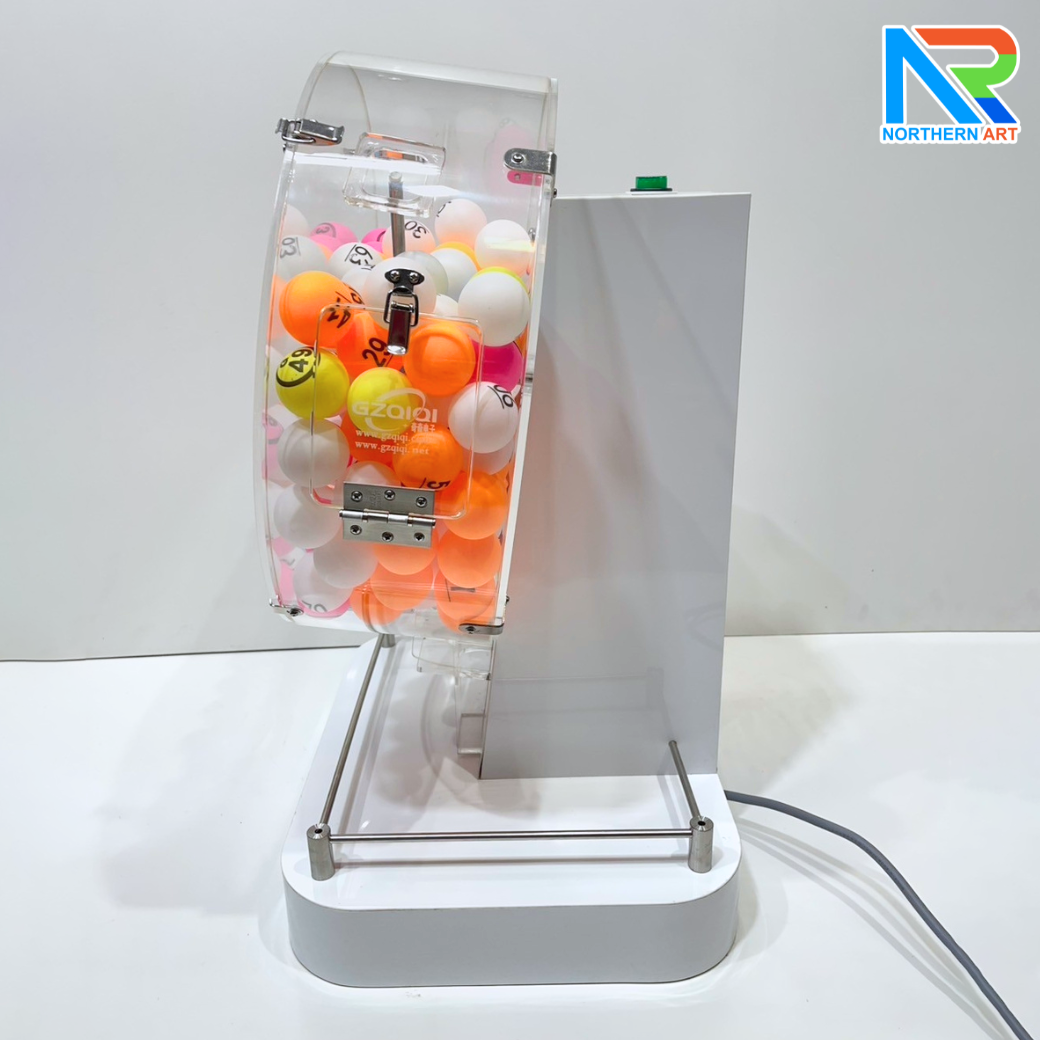 เกมส์หมุนบอลไฟฟ้า ตั้งโต๊ะ ขนาด (W)40 X (L)33 X (H)60 cm. หมุนได้ 360 องศา (ไม่รวมลูกบอล)