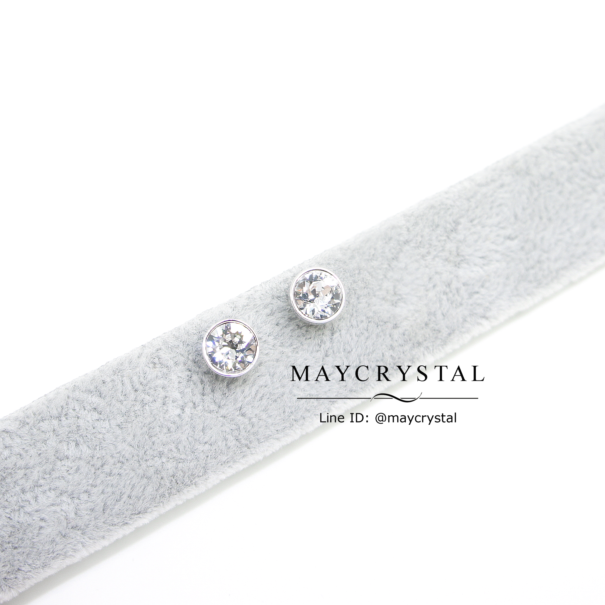 ต่างหูคริสตัลแบรนด์แท้ จากประเทศออสเตรีย (Embellished with Crystals from Austria)