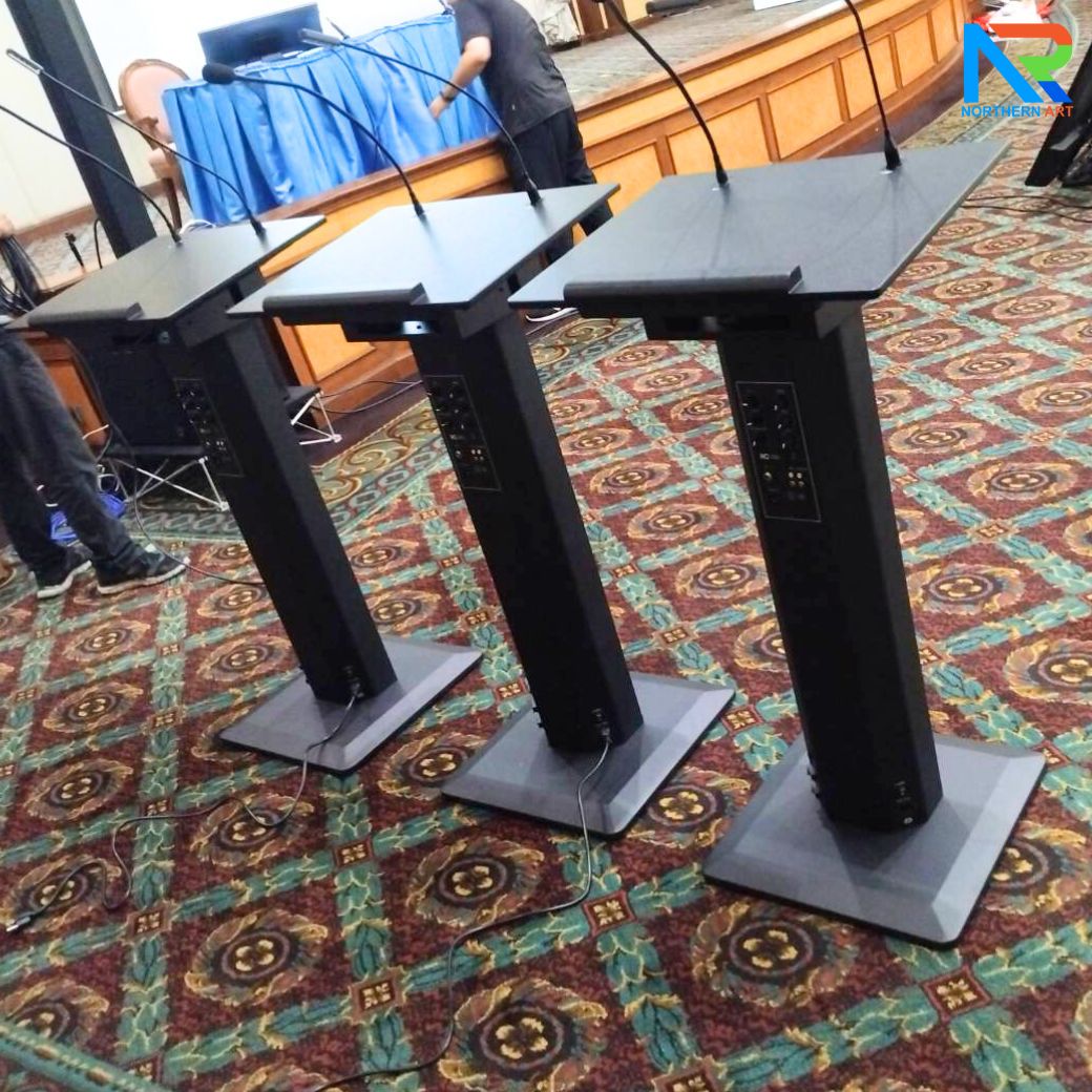 โพเดียมพร้อมไมค์ MI-01 ขนาด (W)58 X (L)46 X (H)111 cm. พร้อมไมค์ก้าน1ชุดพร้อมโคมไฟส่องสว่าง มีลำโพงในตัว