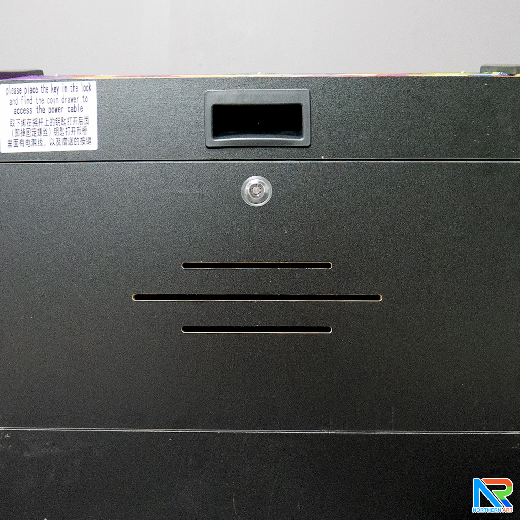 เช่าตู้เกมส์กดตั้งพื้น พร้อมเกมส์นับ 1,000+ มีลำโพงและเพลงในตัว เล่นพร้อมกันได้ 2 คน ขนาด (W)59 x (D)42 x (H)144cm