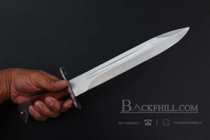 มีดดาบติดปลายกระบอกลำกล้อง AK-47 ขนาด 13 นิ้ว