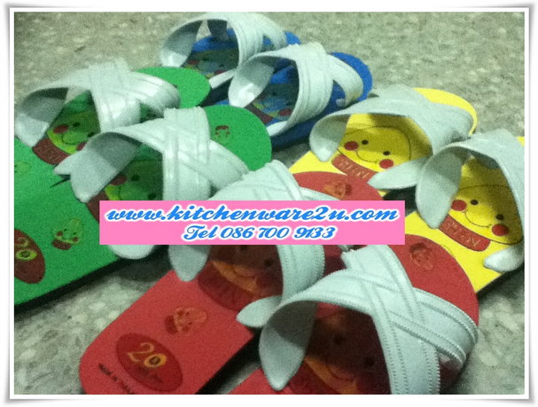 P05877 รองเท้าแตะหูไหว้ คละไซด์ (ราคาส่งต่อ 10 โหล: 120 คู่: 180 บาทต่อโหล)