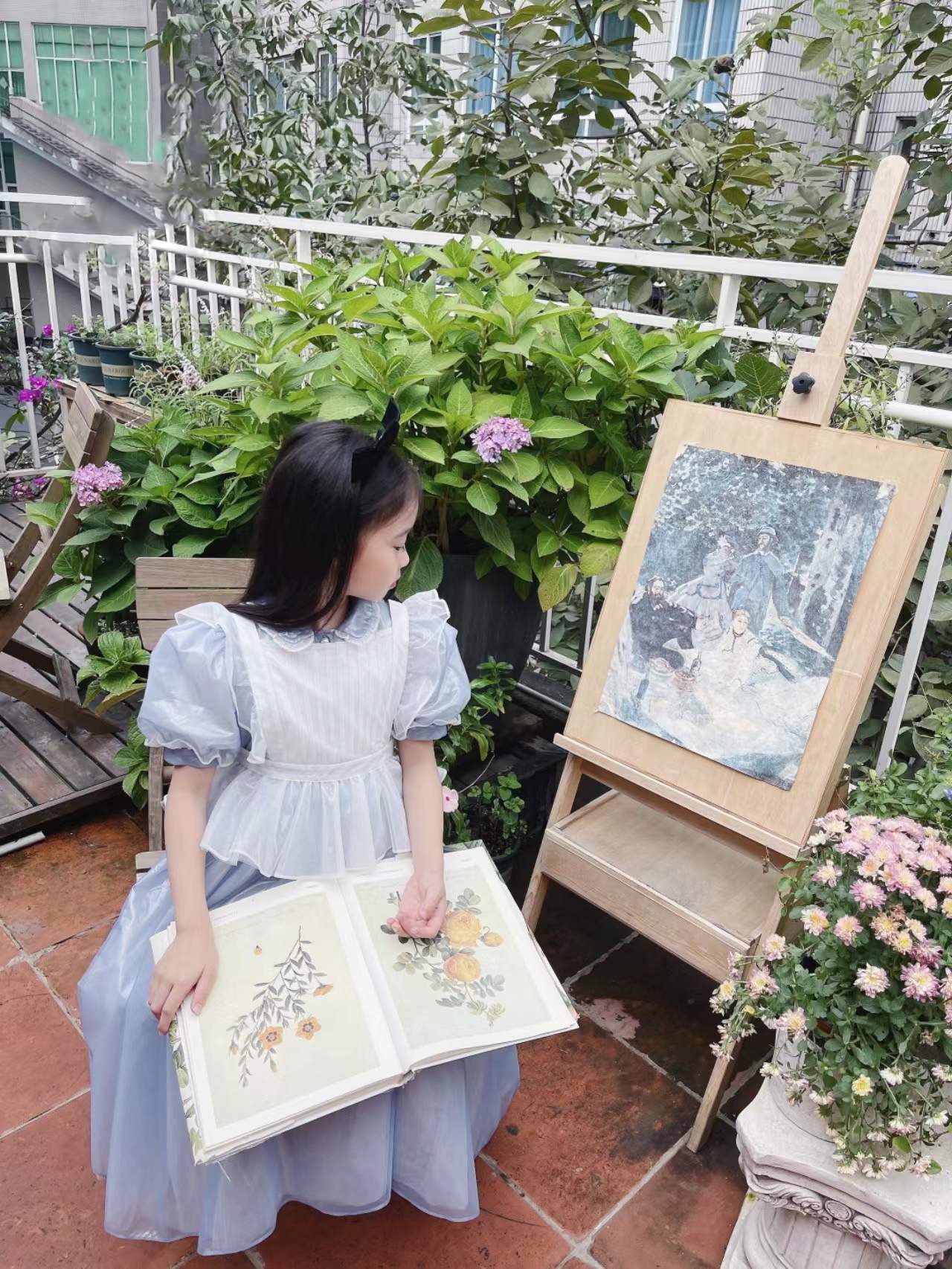 ชุดเจ้าหญิงอลิสสุดน่ารัก ผ้ากันเปื้อนครึ่งท่อนสีขาว ถอดออกได้ งานพรีเมี่ยม