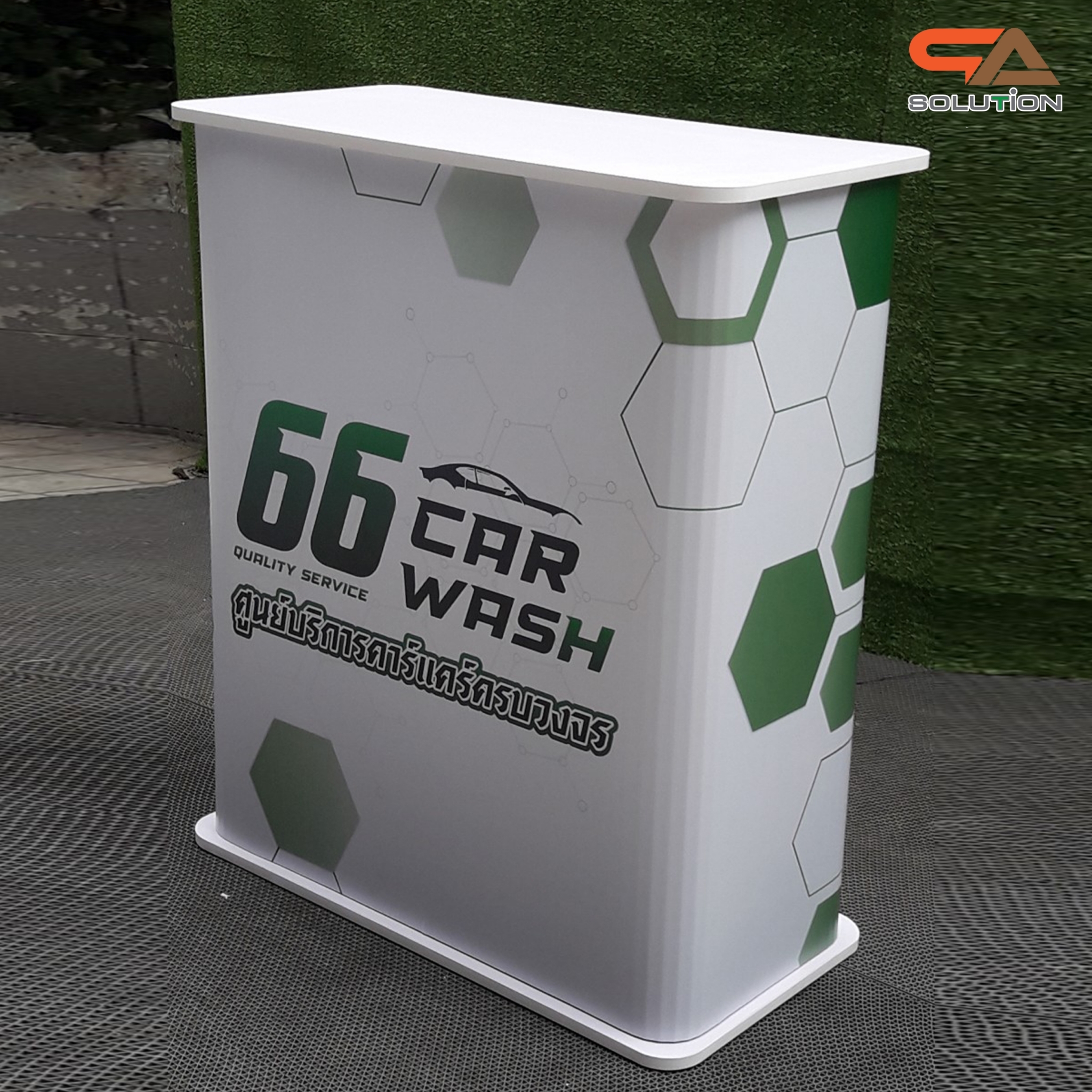 เคาน์เตอร์ออกบูธ ทรงเหลี่ยม ขนาด(W)80 X (D)40X (H)93.7 cm. ถอดประกอบได้ เคลื่อนย้ายสะดวก พร้อมกระเป๋า 1 ใบ