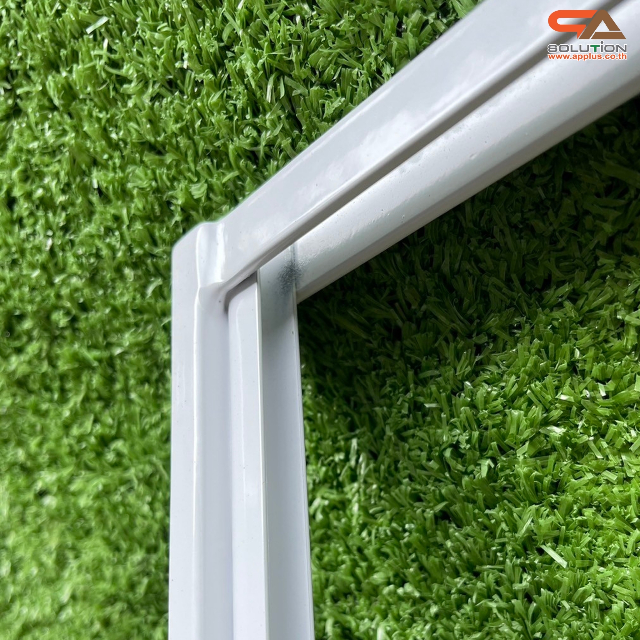 ป้ายตั้งพื้นเหล็ก รุ่นกรอบเดี่ยว สีขาว ขนาด (W)62 × (H)156 cm. สอดงานด้านบน โชว์ภาพ2ด้าน ถอดประกอบได้