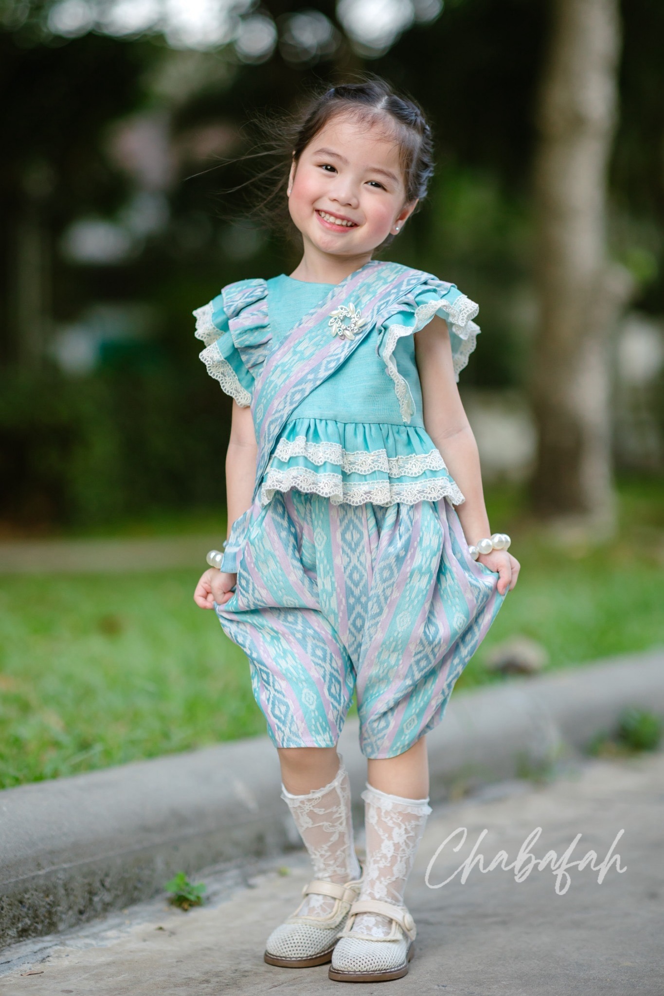 (เซต 4 ชิ้น) ชุดไทยแบรนด์ Chabafah รุ่น ศิรินภา สีฟ้า