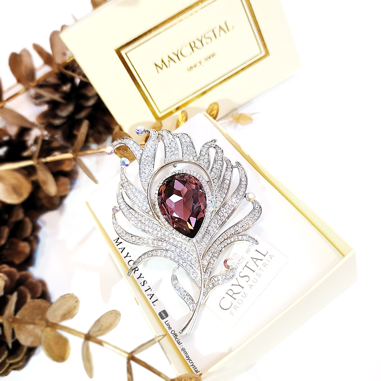 เข็มกลัดคริสตัลจากประเทศออสเตรีย (Embellished with Crystals from Austria) ,Premium zirconia