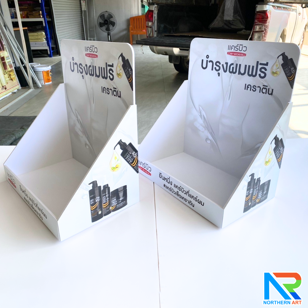 ชั้นวางสินค้าตั้งโต๊ะ ขนาด (W)41 x (D)25 x (H)45 ซม.วัสดุพลาสวูดหนา 3 มม. พร้อมงานพิมพ์ ( สั่งผลิตตามแบบ )