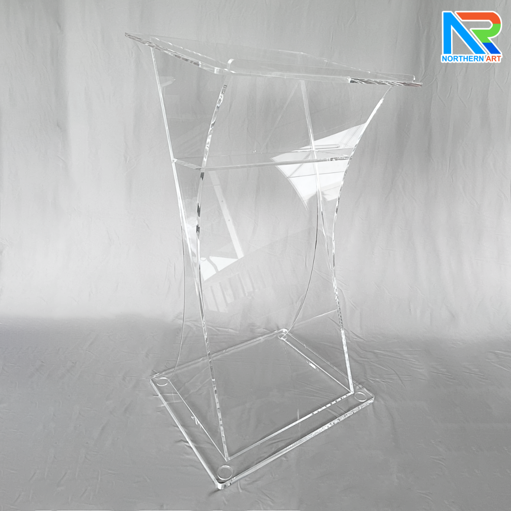 โพเดียม อะคริลิคใส ขนาด(W)60 x (L)50 x (H)110 cm. TOP เอียงพร้อมกันตก วัสดุอะคริลิคใส หนา 10 มม.