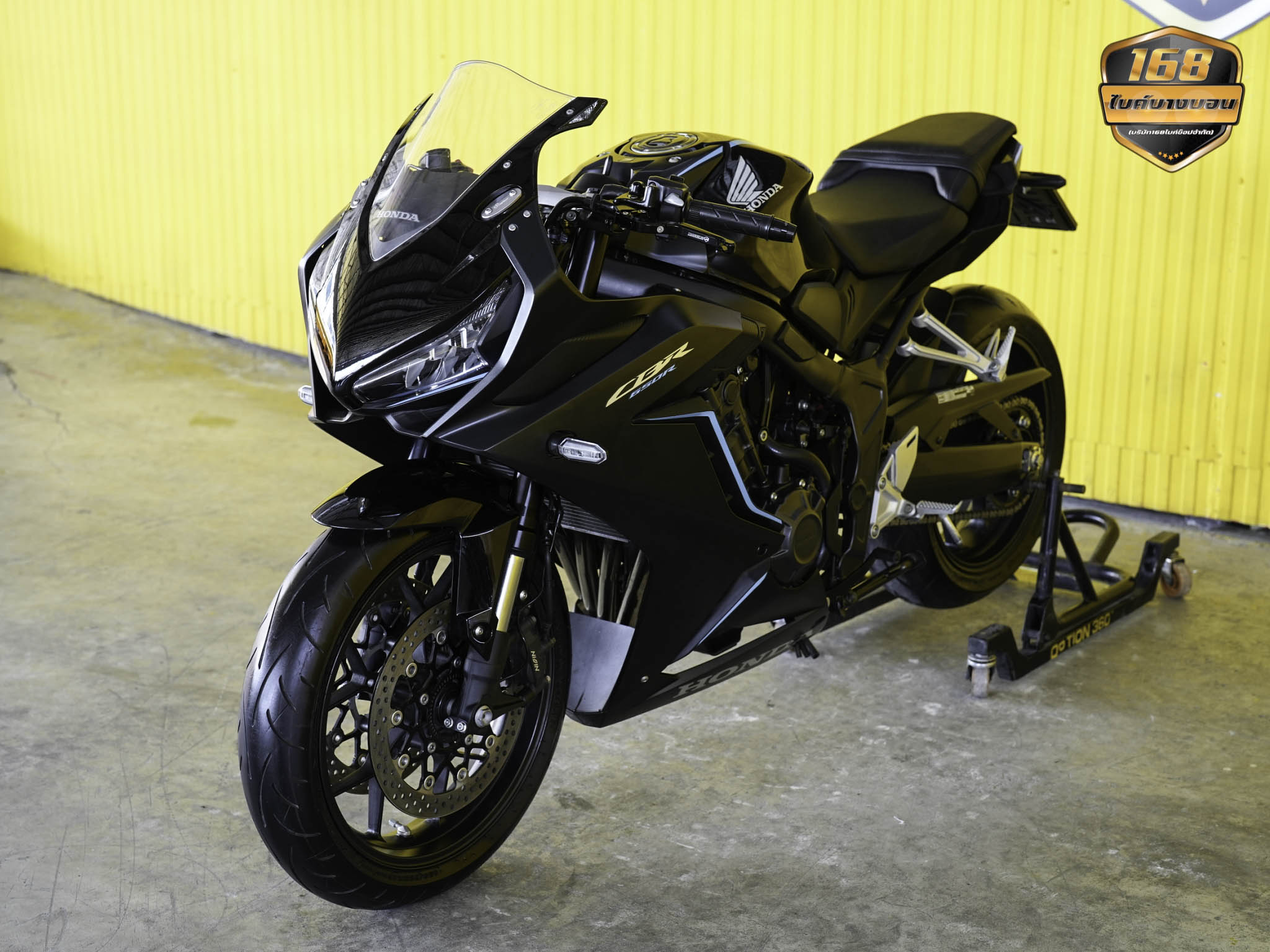 HONDA CBR 650 R ปี 2023 ฟรีดาวน์ออกรถ 0 บาท.