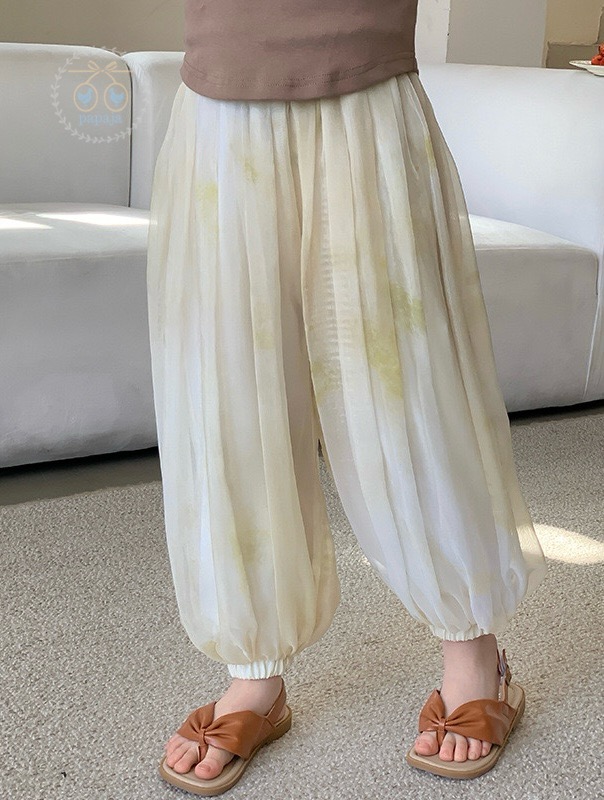 เซตเสื้อแขนกุดคอจีนผ้าพิมพ์ลายสีฟ้า พร้อมกางเกงทรงฮาเล็มสีครีม