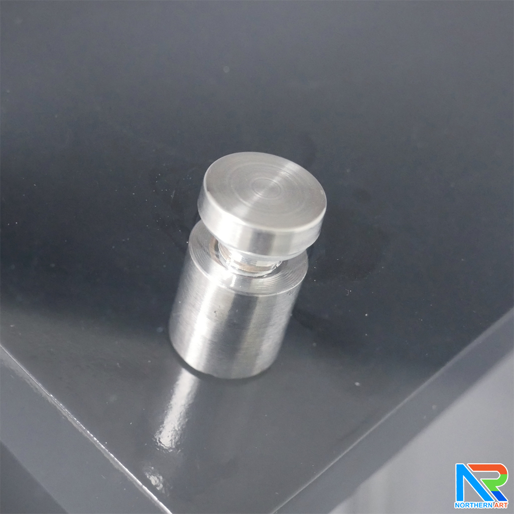 โพเดียมไม้ สีดำ ขนาด (W) 50 x (L) 40 x (H) 120 cm. พร้อมเสาสแตนเลสคู่ TOP เอียง อะคริลิคใส ติดหมุด