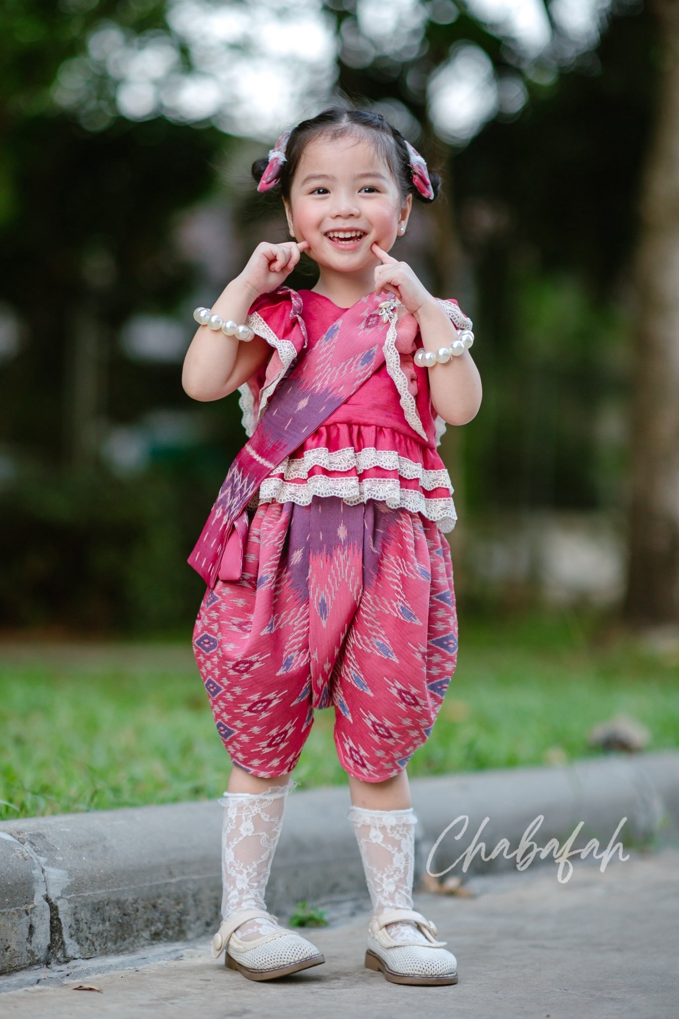 (เซต 4 ชิ้น) ชุดไทยแบรนด์ Chabafah รุ่น "ศิรินภา" สีแดง