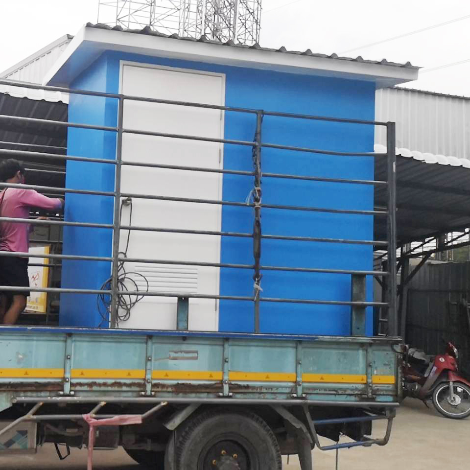 ป้อมยามสำเร็จรูป หุ้มเสา ขนาด (W)1.50 x (L)2.00 x (H)2.60 ม. โครงเหล็ก กรุแผ่นสมาร์ทบอร์ด บานหน้าต่างอลูมิเนียม