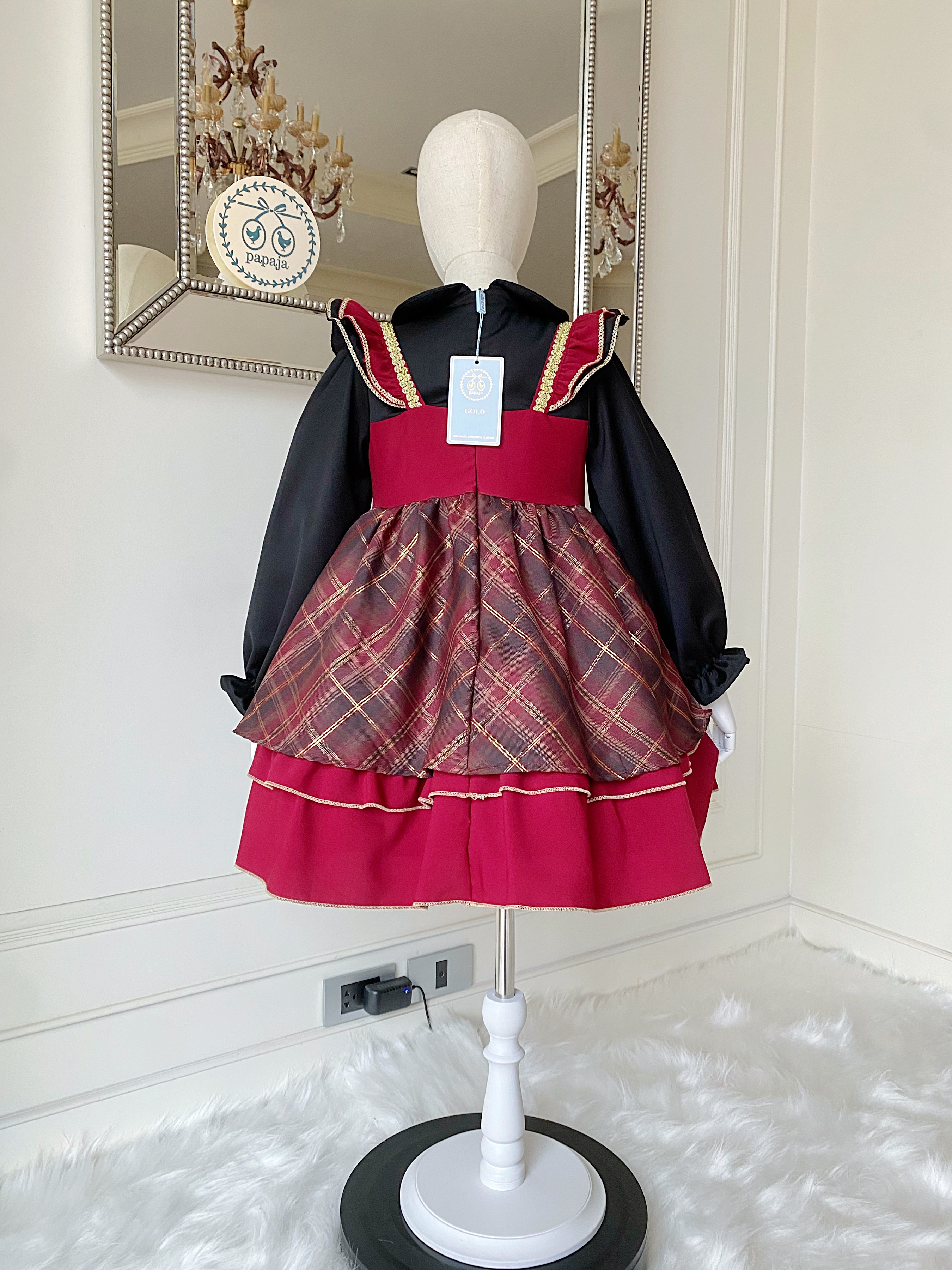 (HW) (เซต 3 ชิ้น) ชุดคอสเพลย์งานไฮพรีเมี่ยม แฮรี่พอตเตอร์ Harry Potter ครบเซต (ชุดเดรส+เสื้อคลุม+เครื่องประดับสีทอง)