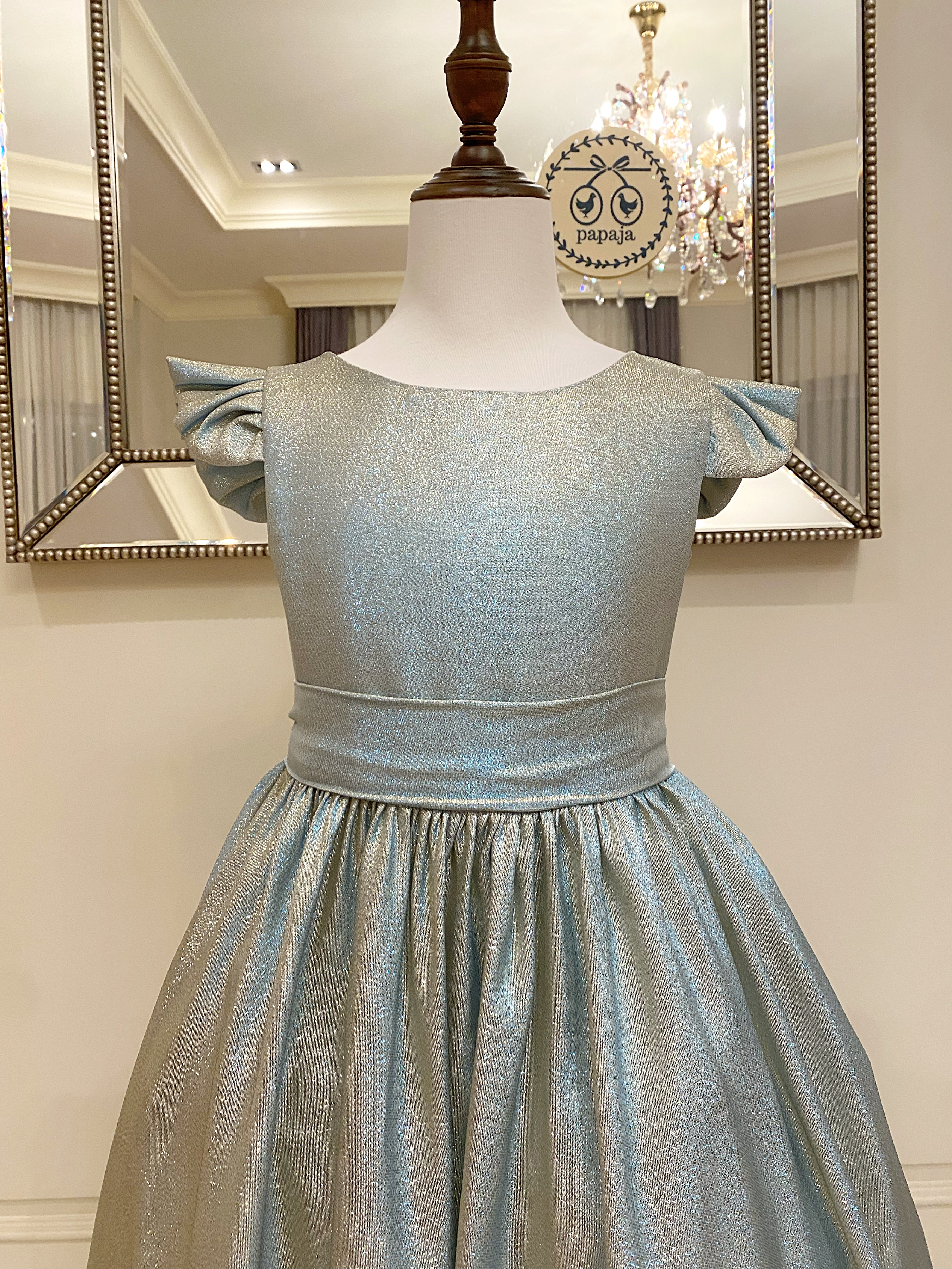 เดรสออกงานราตรียาวแขนกุด สีเขียวอมฟ้าพาสเทลเมทาลิค เรียบหรูผู้ดีที่สุด