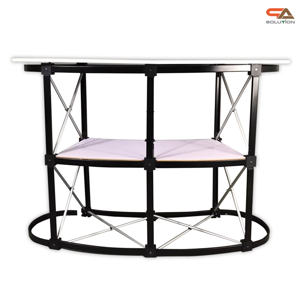 เคาน์เตอร์ออกบูธ รุ่นโค้ง TOPสีขาว มีชั้นวาง ขนาด (W)131 x (D)39 x (H) 87 cm.โครงอะลูมิเนียม พับเก็บได้ เคลื่อนย้ายสะดวก