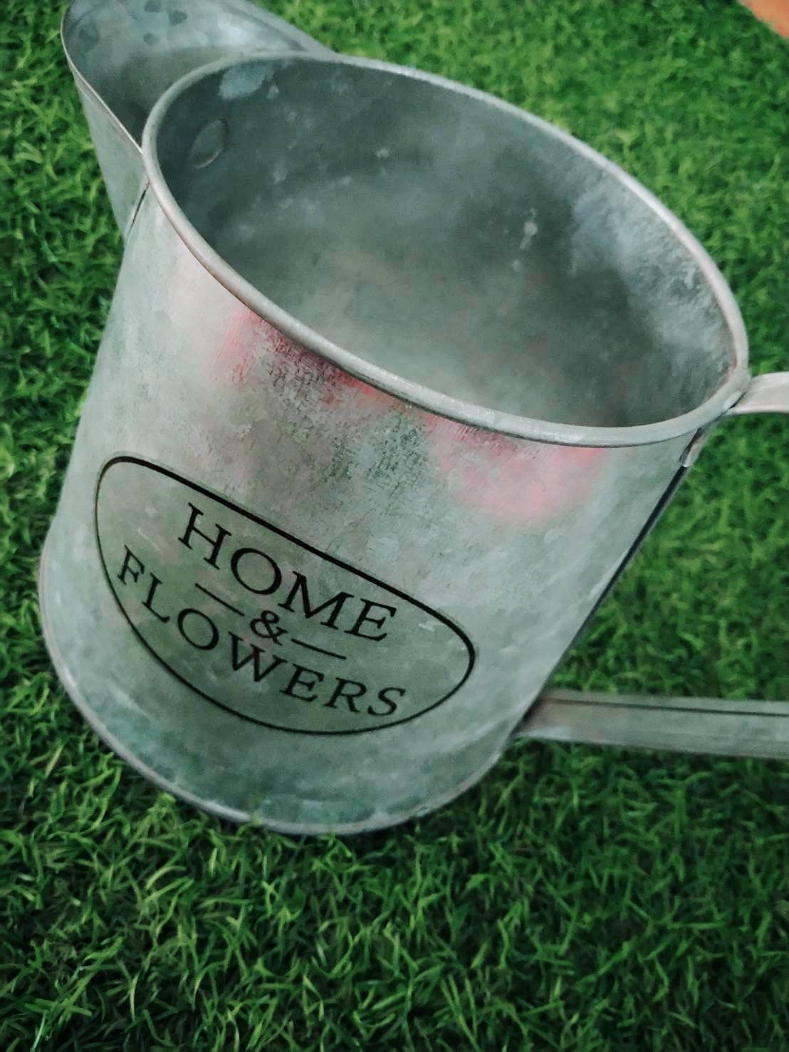 กระถางตกแต่งทรงกระบวย มีหูจับ