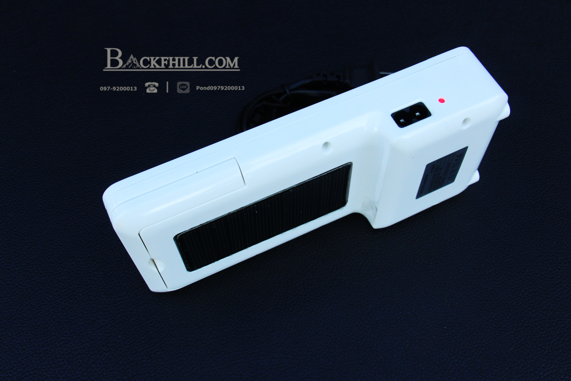 ไฟสปอร์ตไลท์ฉุกเฉินพลังงานแสงอาทิตย์ขนาดพกพา YAGE รุ่น YG - 5818 แสงไฟ LED ขาว นวลตา