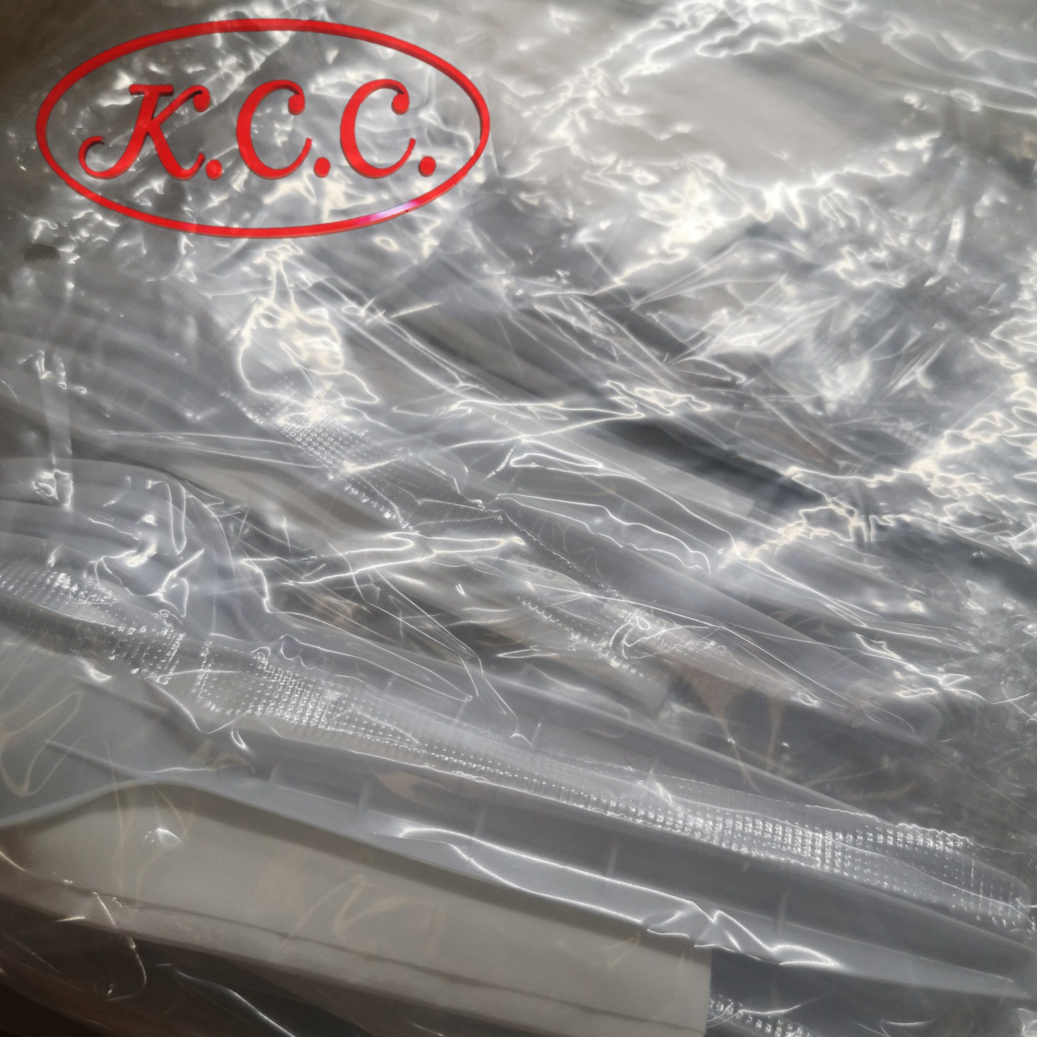 ช้อน ส้อม พลาสติก ขาว - ดำ ทิชชู่ 50ชิ้น / ชุดช้อนส้อม + ทิชชู่ สีขาว สีดำ MP-01W / MP-01B (MP 01W / MP 01B)