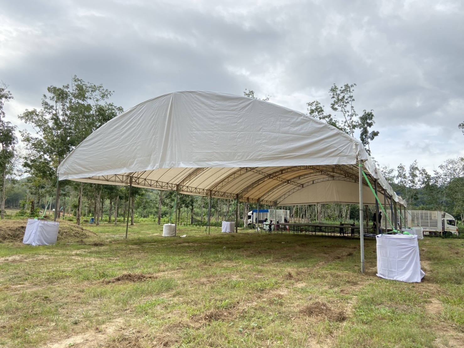 เต็นท์โดมขนาดใหญ่ กว้าง 15 เมตร เหมาะสำหรับงานแสดงสินค้า งานพิธีใหญ่ๆ