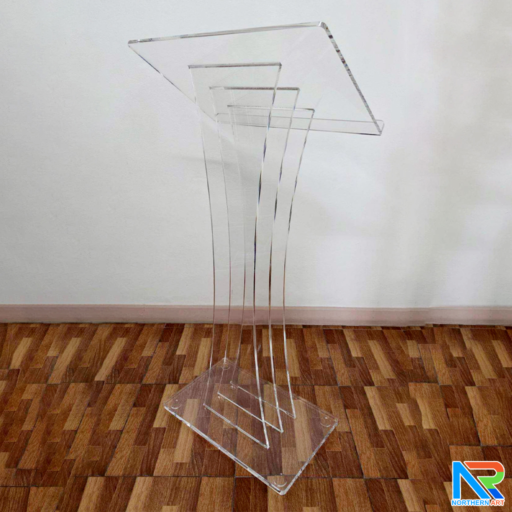 โพเดียม อะคริลิคใส AC-02 ขนาด(W)60 x (L)40 x (H)123 cm. TOP เอียงพร้อมกันตก วัสดุอะคริลิคใส หนา 10-20 มม.