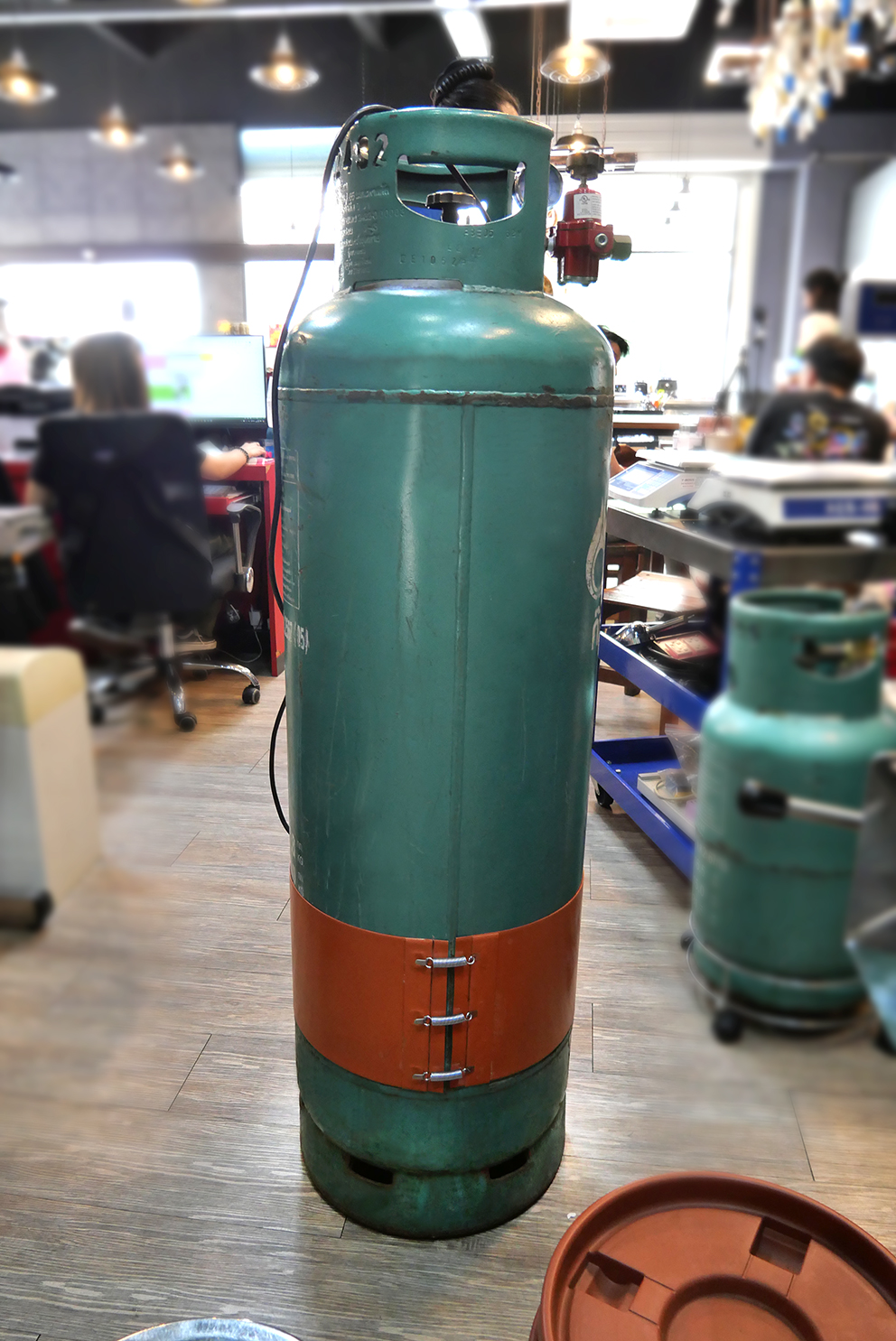 แผ่นยางซิลิโคน เครื่องทำความร้อนเทอร์โมสตัท สำหรับอุ่นถังแก๊สที่เกาะตัวเป็นน้ำแข็ง