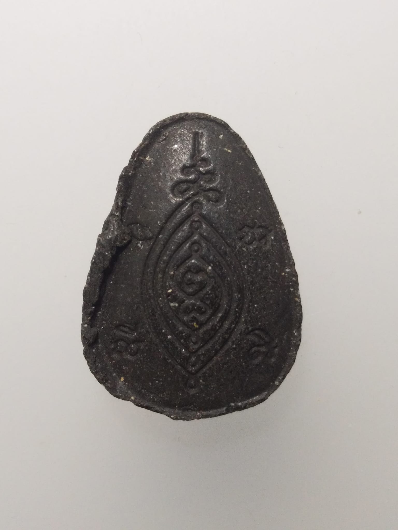 F161 พระปิดตา หลังยันต์เฑาะว์