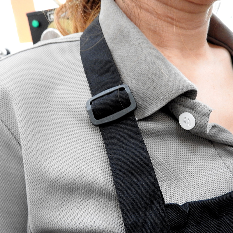 ผ้ากันเปื้อน Logo imix สีดำ สายคล้องคอ ผูกด้านหลัง