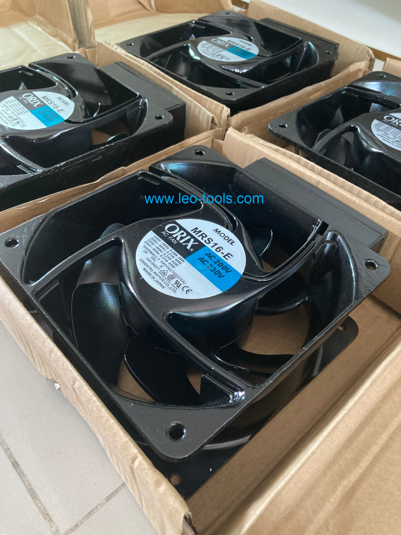 ORIX FAN MODEL: MRS16-E 230V 41/43(W) Size:160x160*62mm