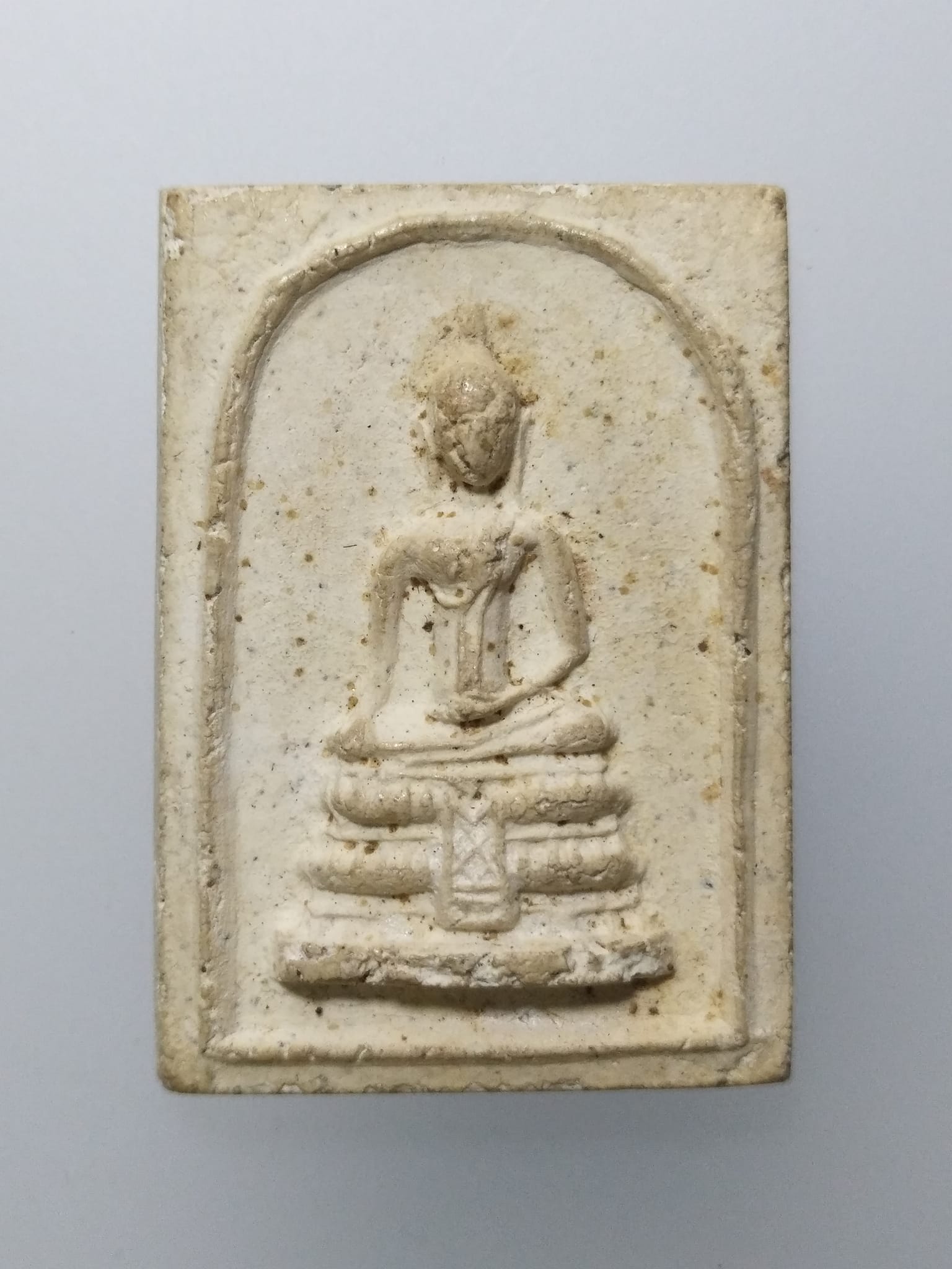 F075 พระไม่ทราบที่