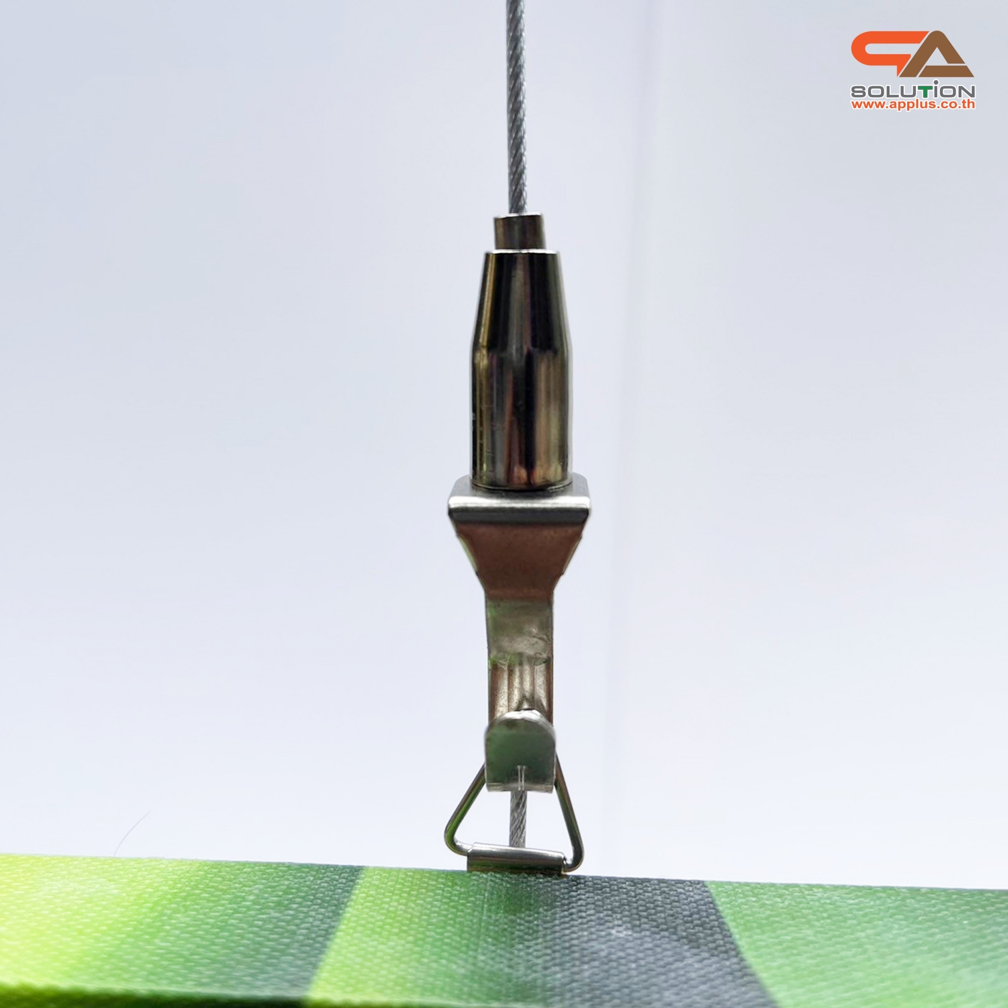 บอร์ดนิทรรศการ พร้อมชุดสลิง 2 ขอ รุ่น SINGLE SIDED ขนาด(W)100 x (W)200 cm. สามารถแขวนภาพได้ 1 ด้าน 2 ภาพ บน-ล่าง ถอดประกอบได้