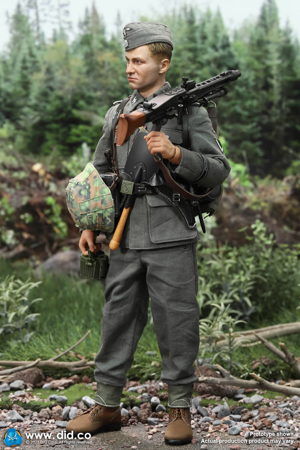 DID D80169 1/6 WWII German 12th SS Panzer Division MG42 Gunner – Otto