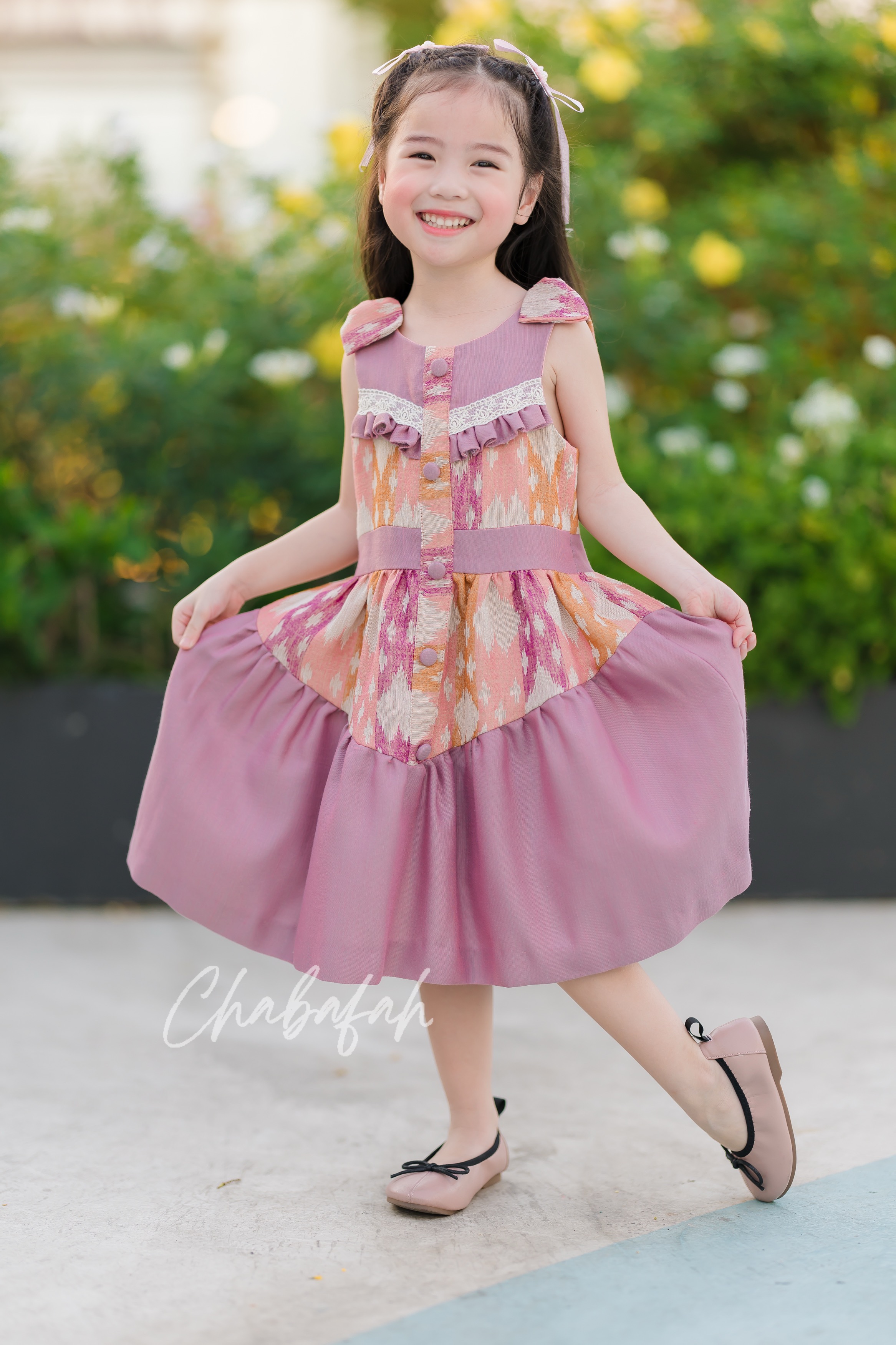 เดรสแขนกุดผ้าไทย แบรนด์ Chabafah สีม่วงตุ่น