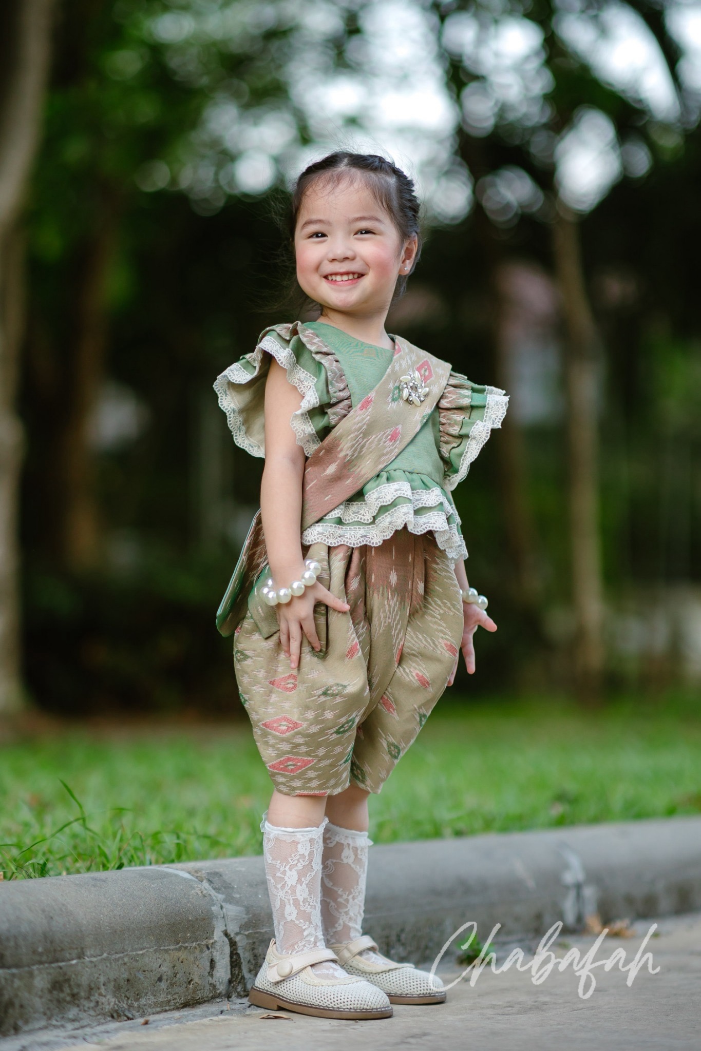 (เซต 4 ชิ้น) ชุดไทยแบรนด์ Chabafah รุ่น ศิรินภา สีเขียว