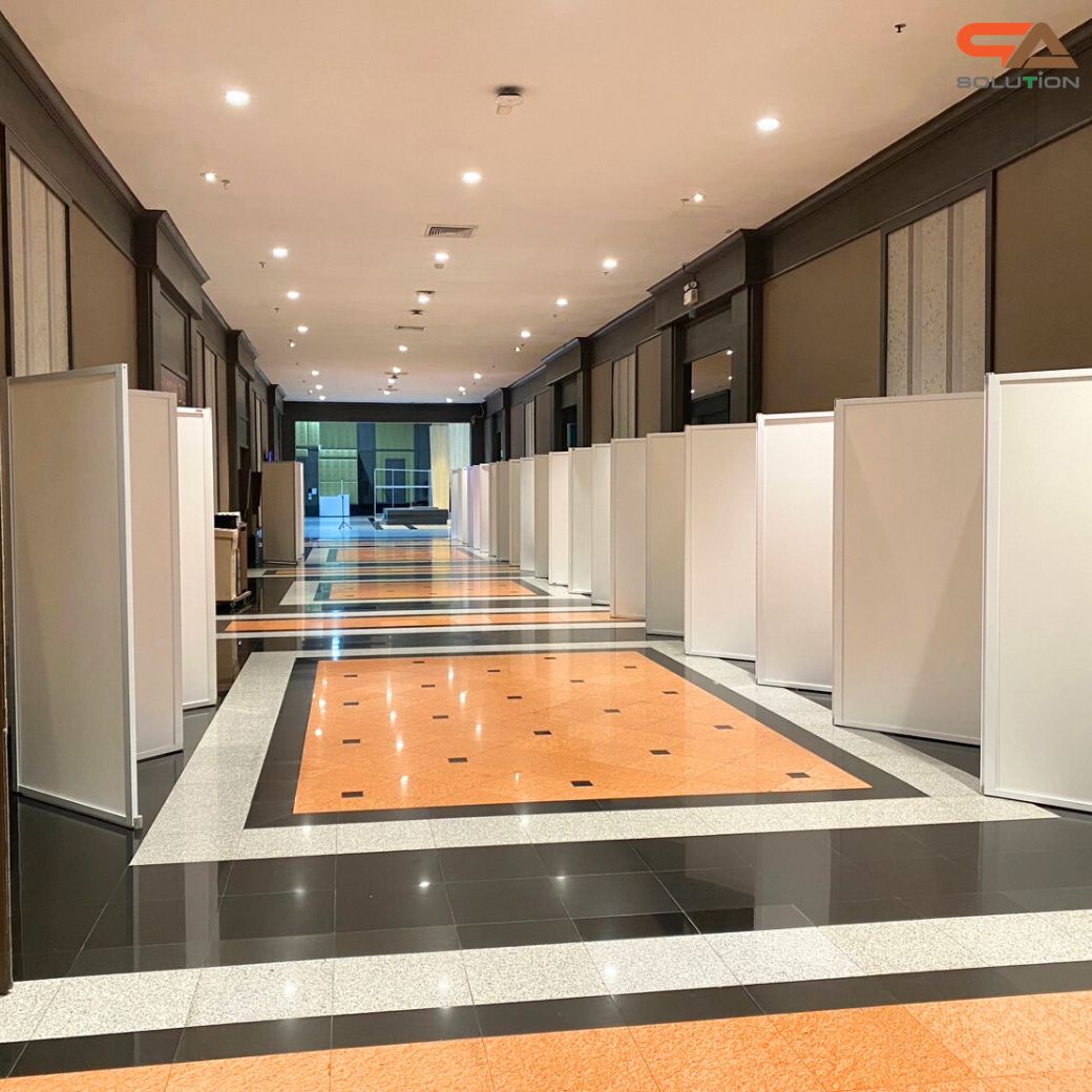 เช่าบอร์ดนิทรรศการ แบบตั้งต่อเนื่อง ขนาด 100x200 ซม. บริการติดตั้งพร้อมรื้อถอน