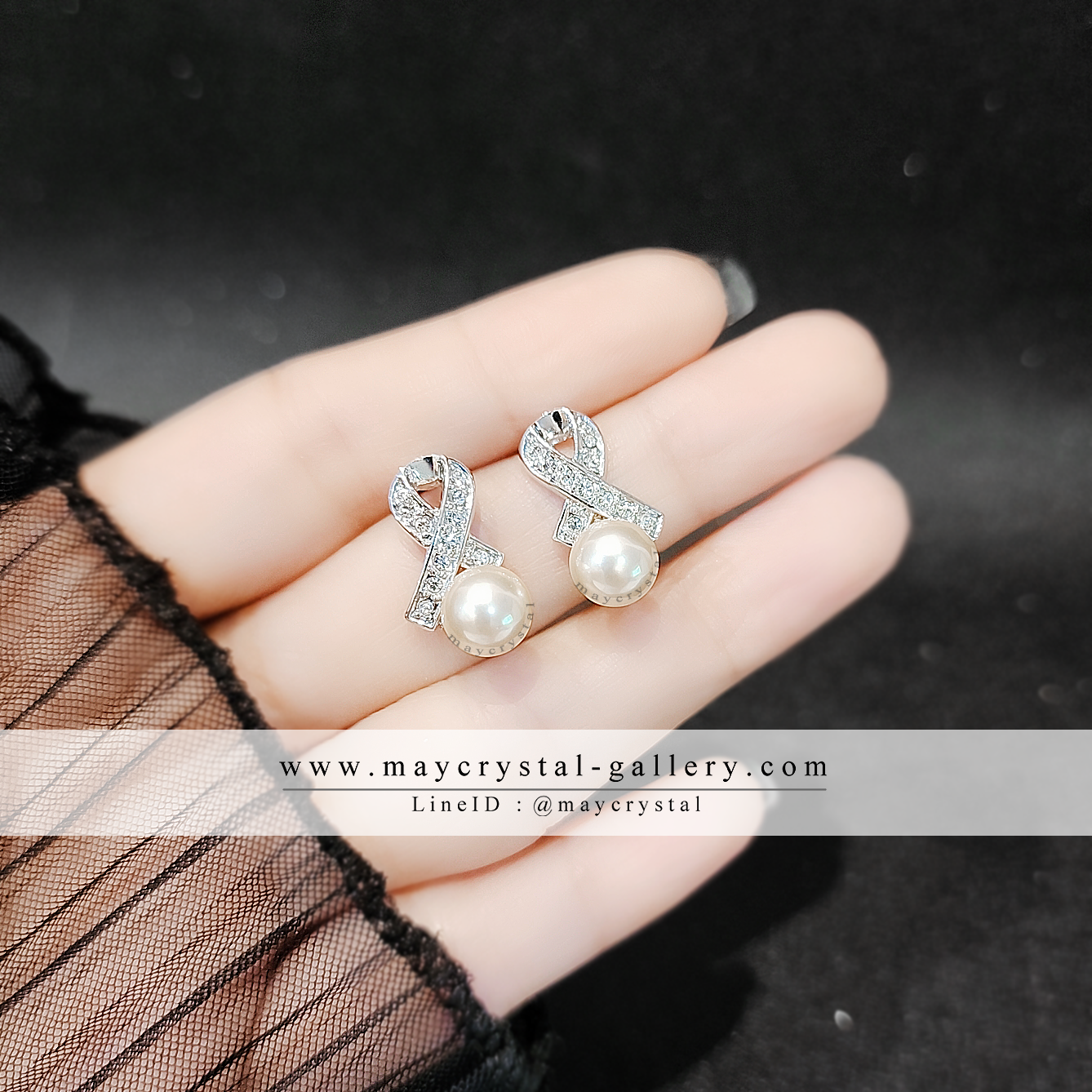 SALE ต่างหู ประดับเรือนคริสตัลจากยุโรป (Embellished with Crystals from Austria)