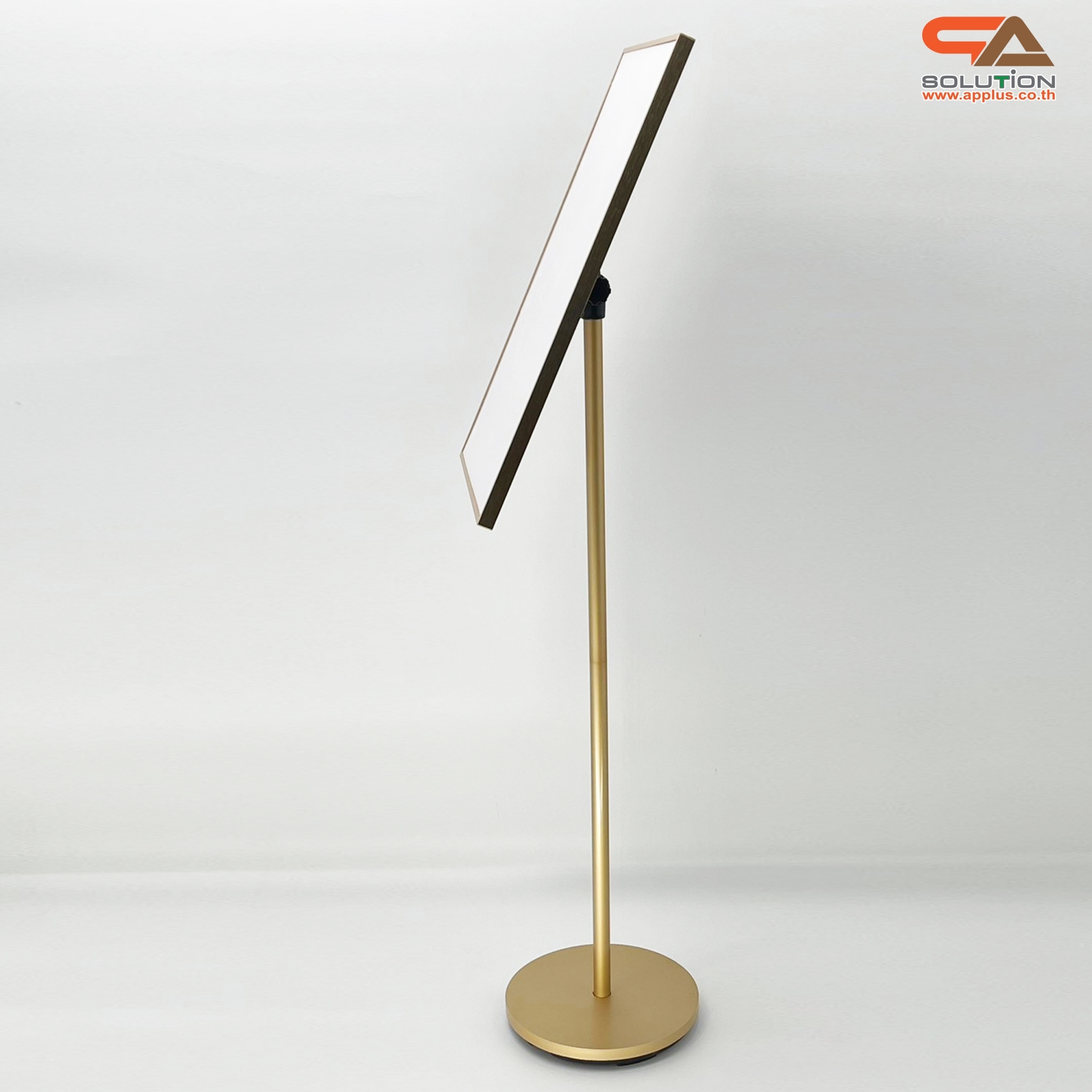 โปสเตอร์สแตนด์ ขนาด 40x60 cm. สีทอง ฐานกลม เสาเดี่ยว สอดภาพจากด้านข้าง เปลี่ยนมุมเอน ปรับแนวตั้ง-แนวนอนได้