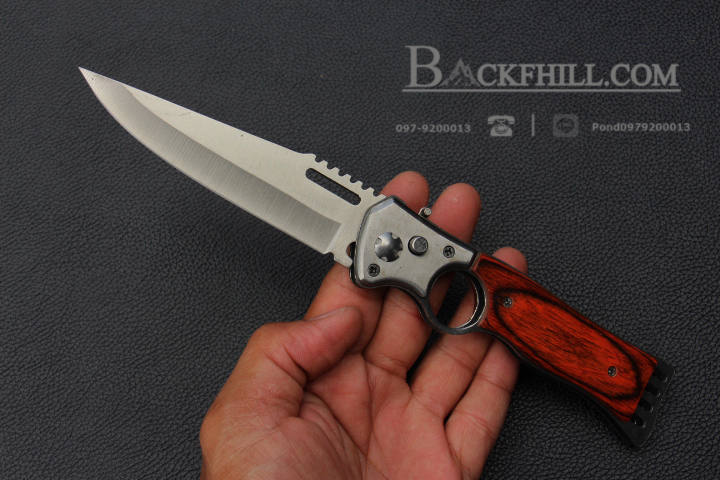 มีดพับสปริง Stainless Steel ใบมีดสวิง ด้ามไม้รูควง ปลายแหลม ขนาด 9 นิ้ว