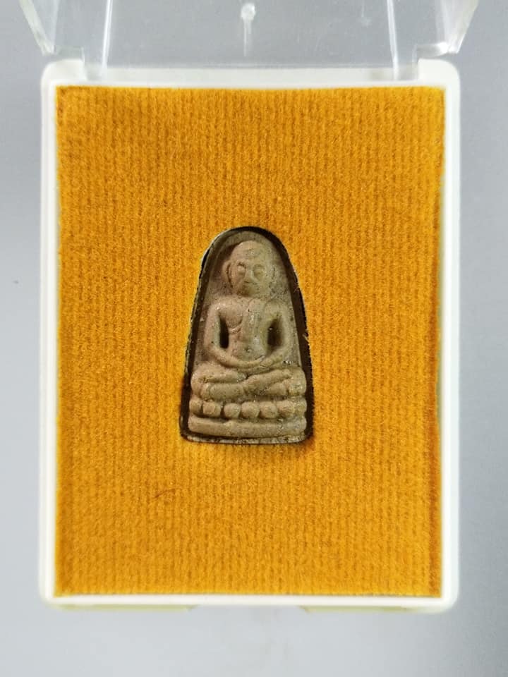 A328 พระเพชรหลีก วัดอินทารามวรวิหาร กรุงเทพ ปี2555